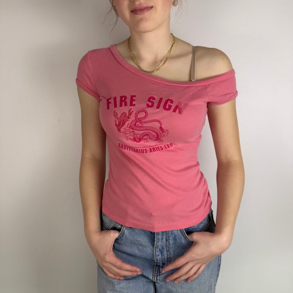 VINTAGE Y2K THE LIMITED FIRE SIGN SAGITTARIUS - ARIES- LEO PINK SHIRT XS